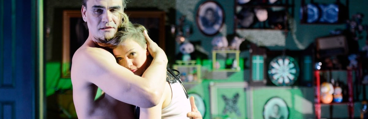 Nora oder Ein Puppenhaus