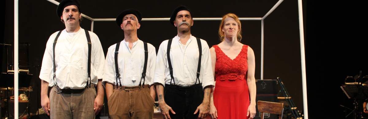 Musiktheater "Das Allmachtsrohr"